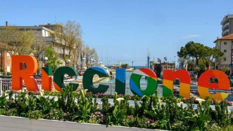 Hotel Sirius Riccione Esterno foto